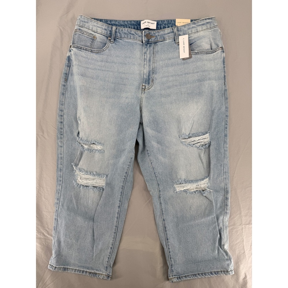 Lane Bryant Signature Fit Boyfriend Capri Jeans Light‎ Wash Distressed 16 NEW